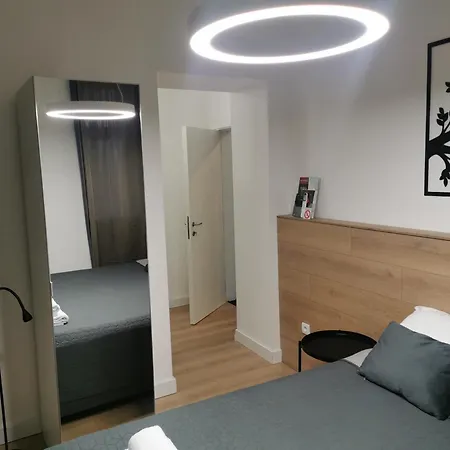 Hotel Biserka *